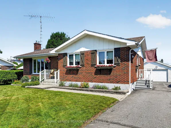 32 Frost Ave N, South Stormont, ON K0C 1P0