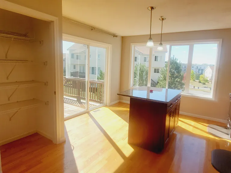 22 John Hancock Dr — Photo 10