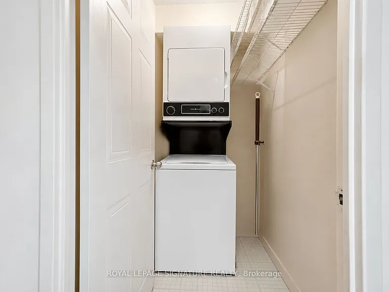 5 Kenneth Ave #205 — Photo 17