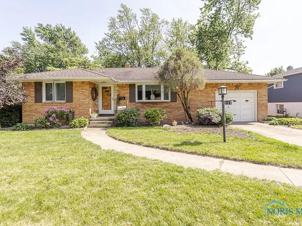 227 Sunnyside Dr, Toledo, OH 43612