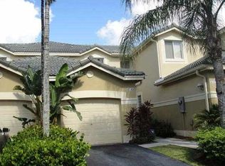 2185 Hacienda Ter, Fort Lauderdale, FL 33327