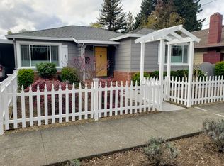 631 Fitch St, Healdsburg, CA 95448