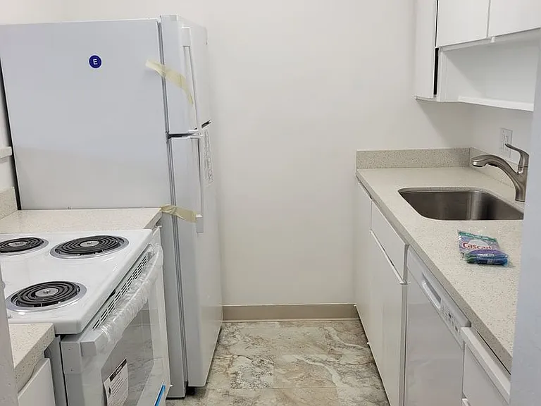 440 N Civic Dr #505 — Photo 6