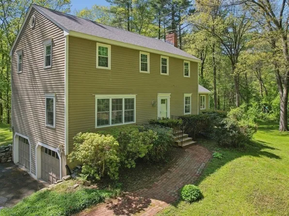 408 Whitney St, Northborough, MA 01532