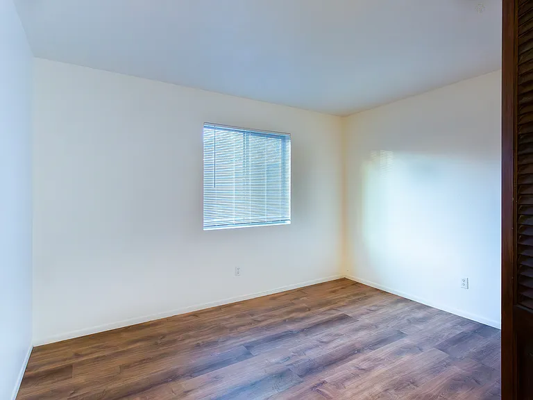 1714 W Meadow Hills Dr — Photo 25