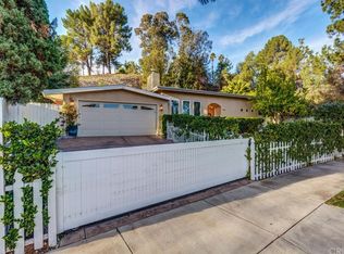 4951 Rigoletto St, Woodland Hills, CA 91364
