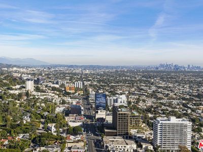 9255 Doheny Rd APT 1906, West Hollywood, CA, 90069