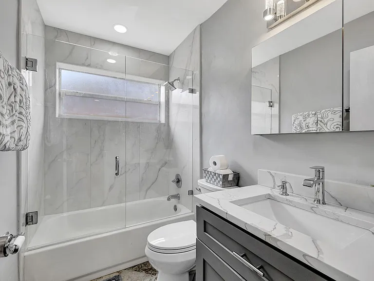 4901 NW 27th Way — Photo 16