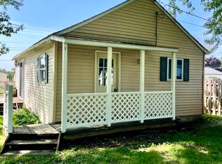 407 1/2 12th St SE, Austin, MN 55912