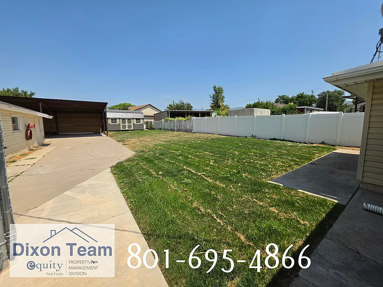 44 E 150 N — Photo 43