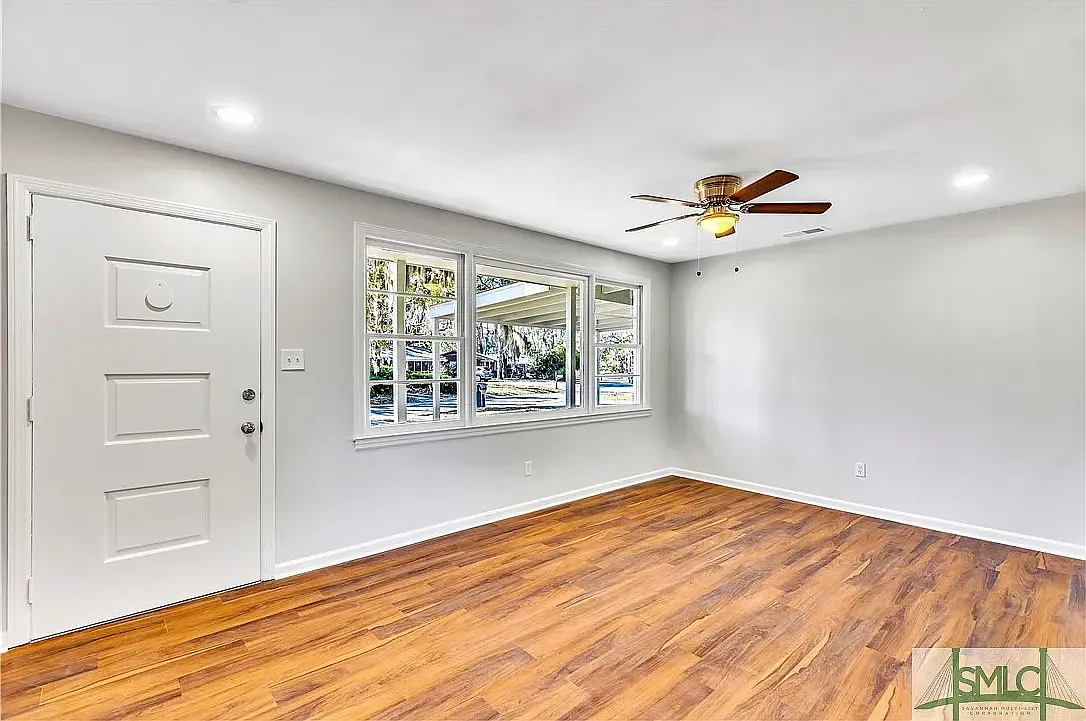3 bed, 1146 sqft, $2,500 — Photo 4