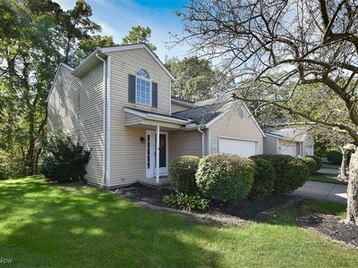 9945 Twelve Oaks Cir, Strongsville, OH, 44136