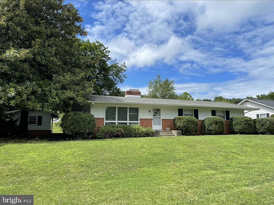 1st image of 501 Fox Dr
