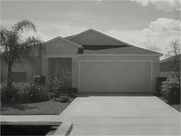 876 GREENLEAF Circle, Vero Beach, FL 32960