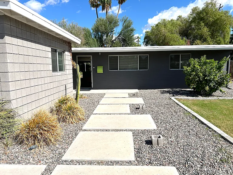 1420 E Rancho Dr — Photo 6