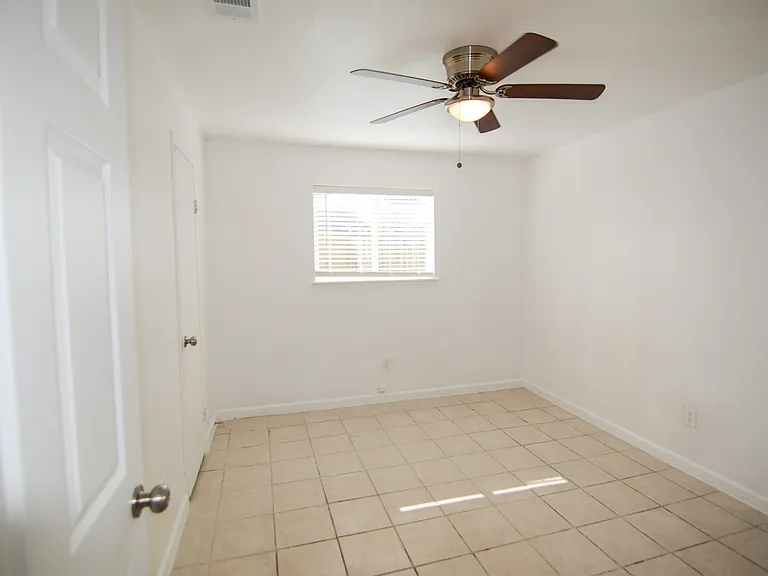 3229 Scotch Moss Ln — Photo 11