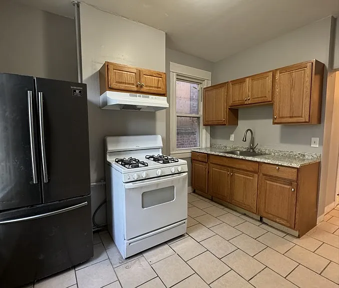 159 Bidwell Ave #2 — Photo 1