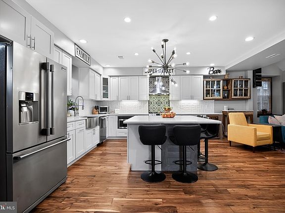 4th image of 129 E Gorgas Ln