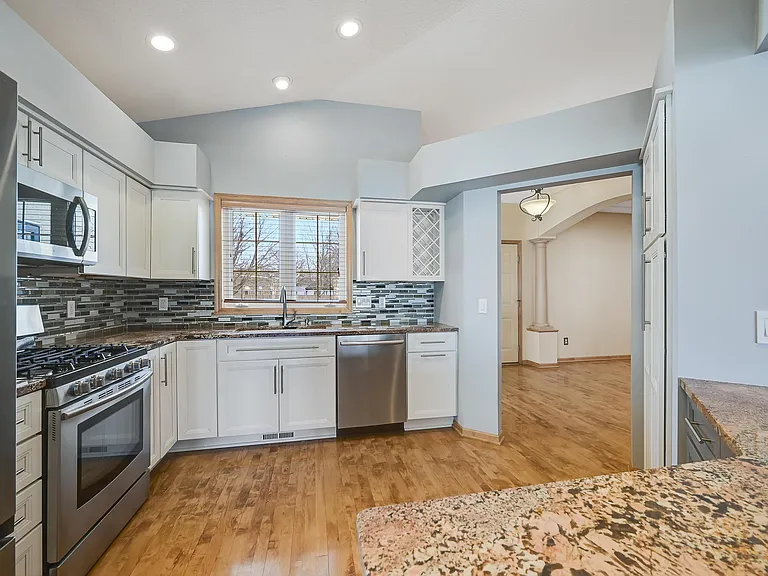 7950 Victoria Way — Photo 10