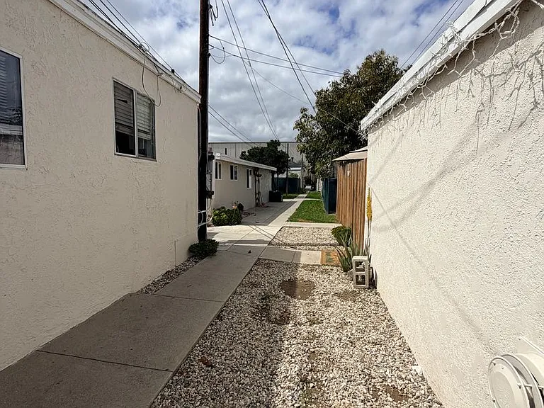 11254 Nardo St — Photo 3