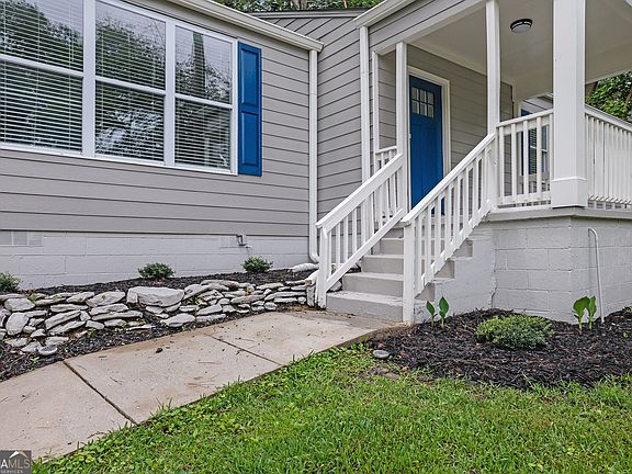 2nd image of 2222 Beecher Cir SW