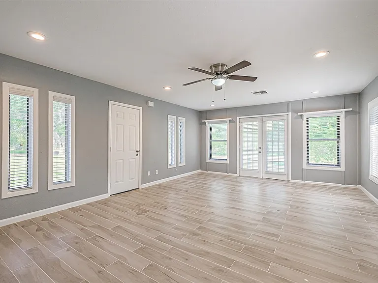 4319 Pine Meadow Dr — Photo 9