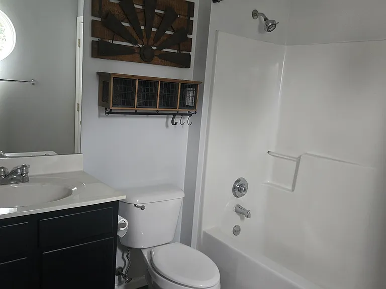 920 Carpathian Dr — Photo 8