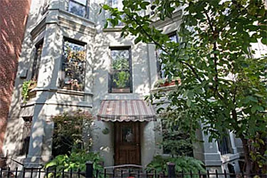 Sold by Warren Lewis Realty