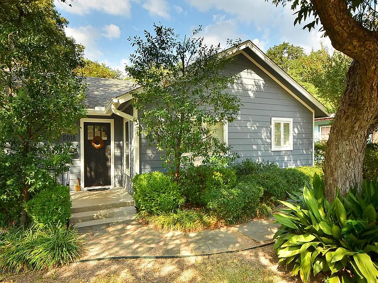 5018 Shoal Creek Blvd — Photo 4
