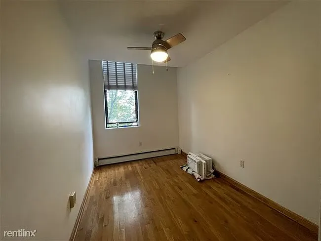 60 Gibson St #308 — Photo 11