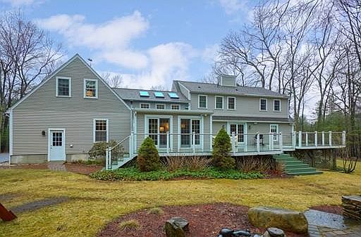 4th image of 205 Harwood Ave