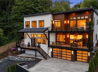 8814 NE Juanita Drive, Kirkland, WA