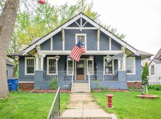 3718 4th St, Des Moines, IA 50313