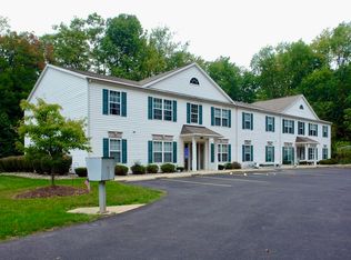 426 Oakwood Ave APT I, Wadsworth, OH 44281