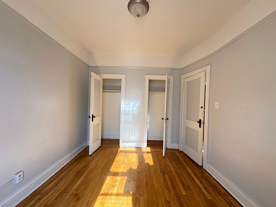 2nd image of 41 Kelly Pkwy APT A1