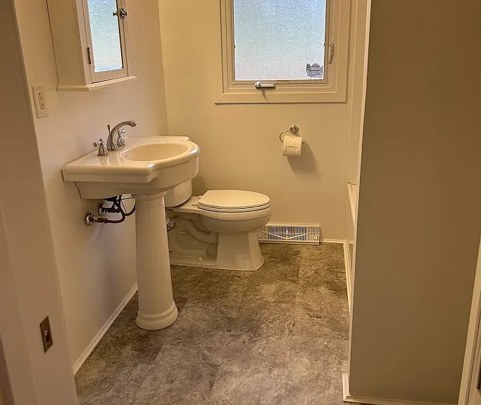 3546 Richmond Rd — Photo 11