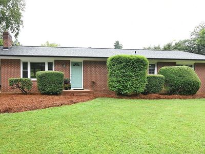 4020 Yarbrough Ave, Winston Salem, NC, 27106