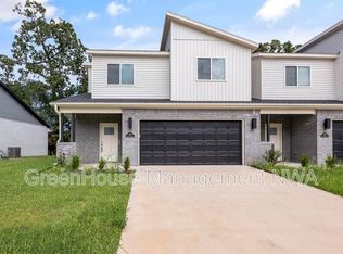 652 Sun Meadow Loop, Centerton, AR 72719