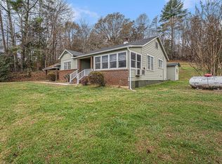 667 Ada St, Blue Ridge, GA 30513