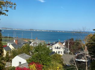 7 Whiting St, Plymouth, MA 02360