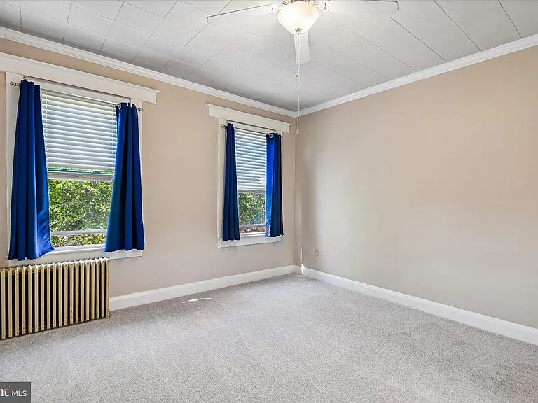 3720 Foster Ave — Photo 21