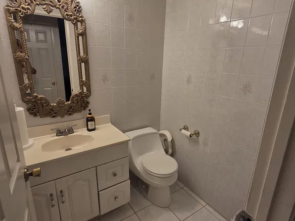 3073 Coventry St, Corona, CA 92879
