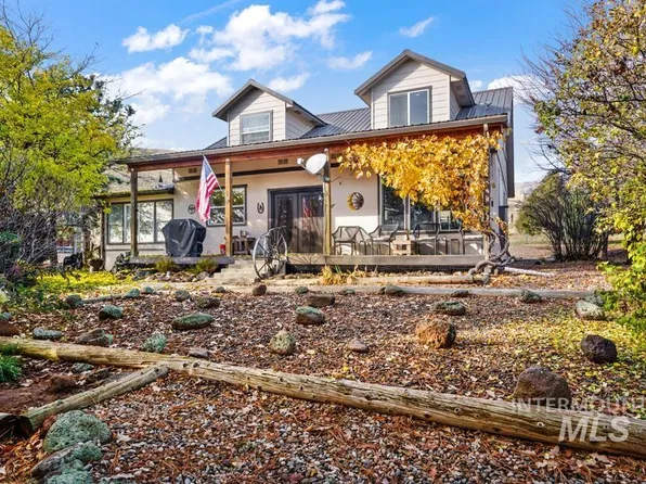 7025 Bluebird Ln, Sweet, ID 83670