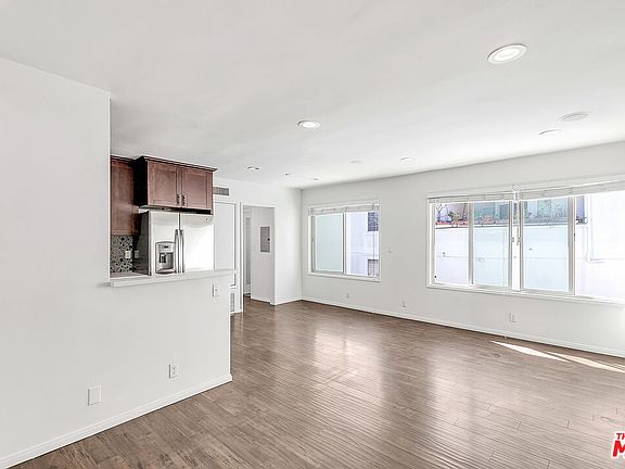 5th image of 1837 N La Brea Ave APT 12