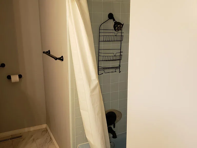 36 Barrie Dr — Photo 11