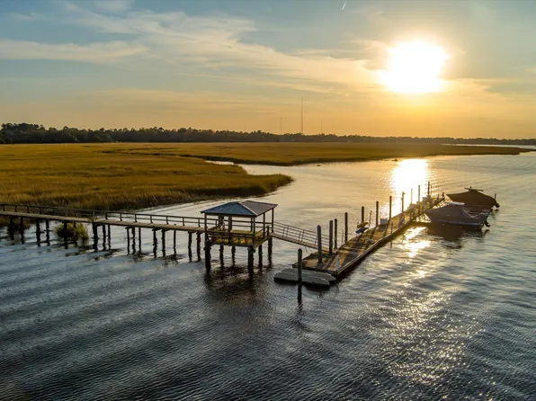 22 River Reach Way, Charleston, SC 29407