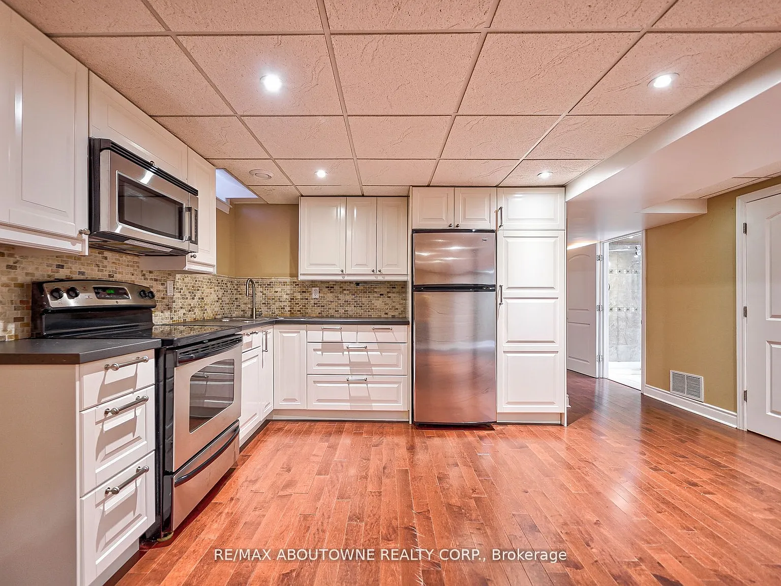 1 bed, $1,800 — Photo 3