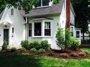 345 N Maple Ave, Elmhurst, IL 60126