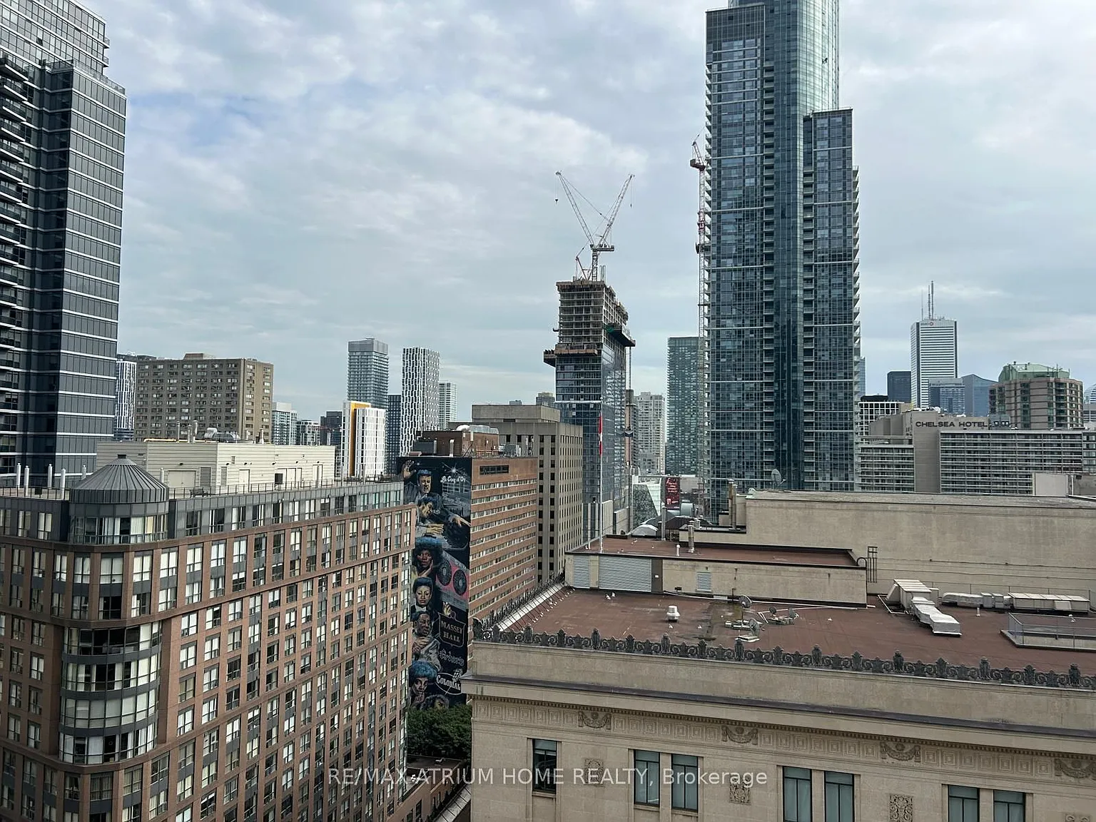 YC Condo — Photo 2