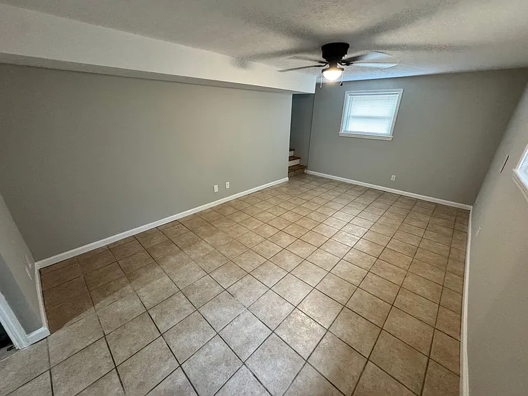 8016 Broadfern Dr — Photo 44